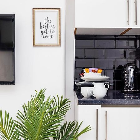 2 Bed Apartment ロンドン エクステリア 写真